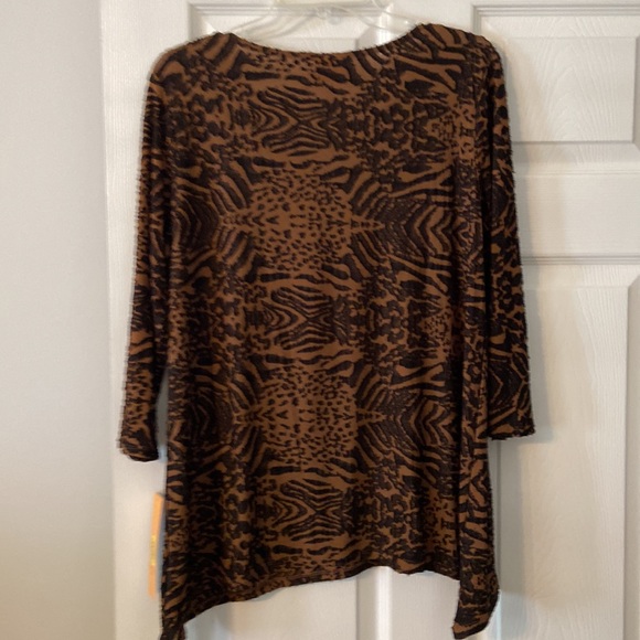 Ruby Rd Women’s Shirt size M brand new with tag length 26” bust 36” - Picture 4 of 12